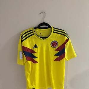 Adidas Colombia National Team Yellow Home Soccer Jersey Shirt L